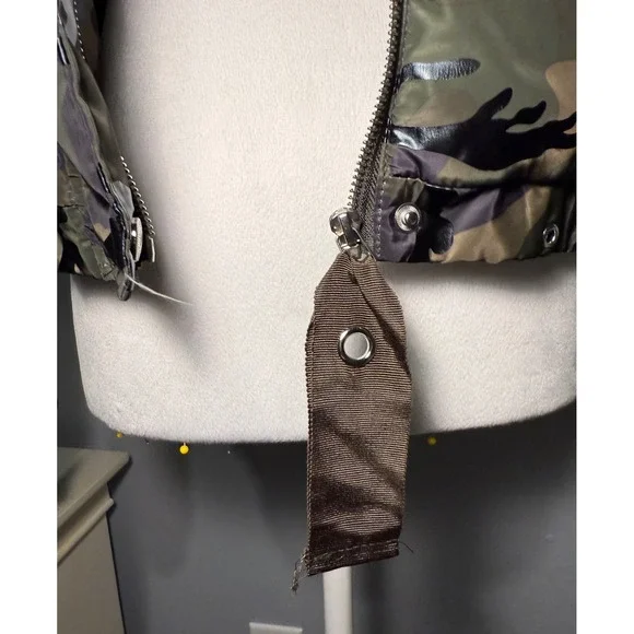 ASHLEY BY 26 INTERNATIONAL Outerwear Camouflage Puffer Jacket Hooded Size S - Picture 6 of 9